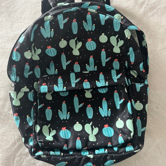 Cactus Backpack - Picture 1 of 7